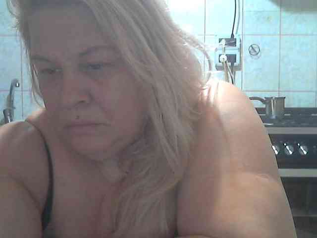 AriannaMilf webcam