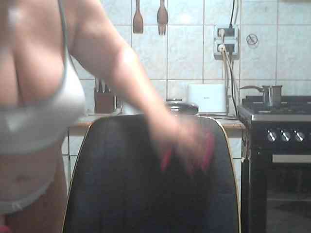 AriannaMilf webcam