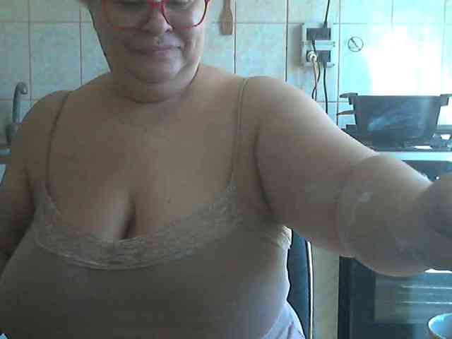 AriannaMilf webcam