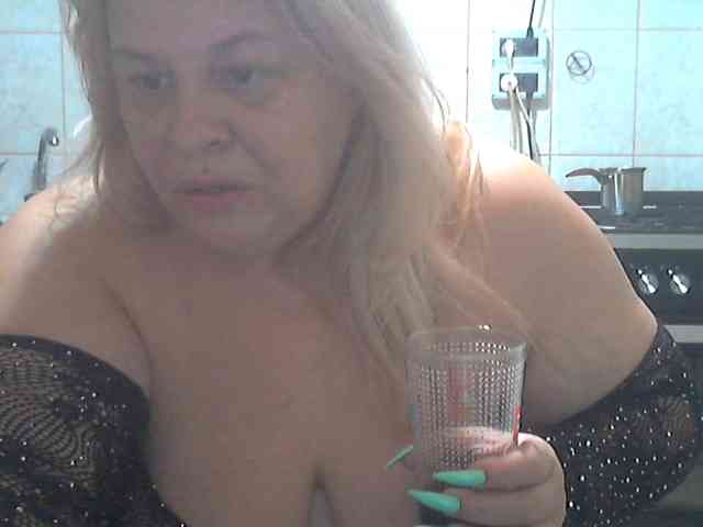 AriannaMilf webcam