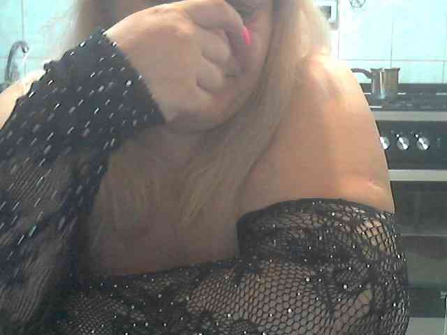 AriannaMilf webcam