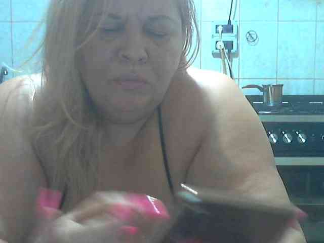 AriannaMilf webcam