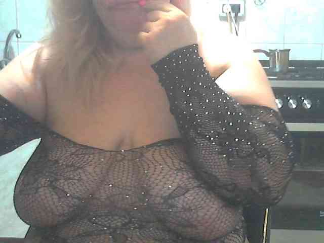 AriannaMilf webcam