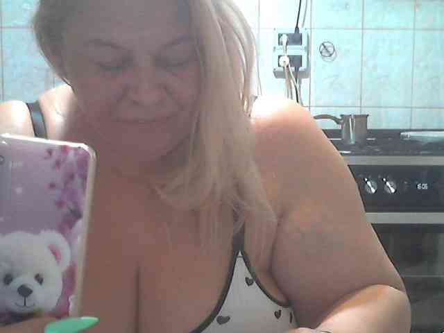AriannaMilf webcam