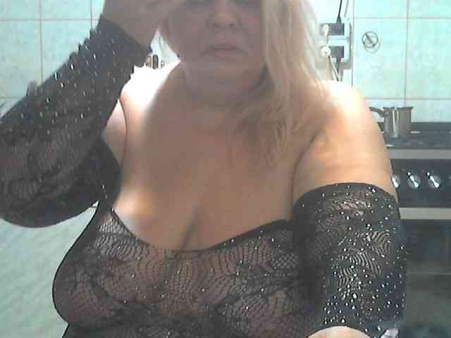AriannaMilf webcam