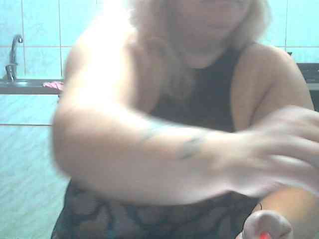 AriannaMilf webcam