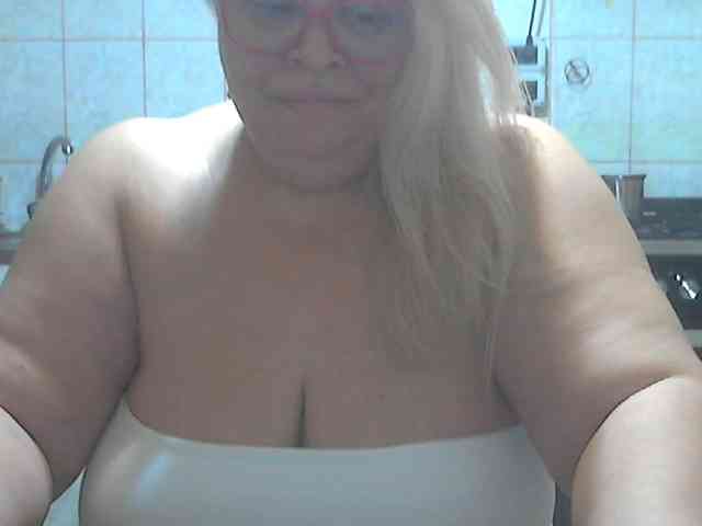 AriannaMilf webcam