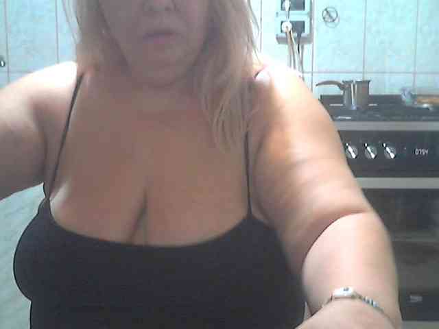 AriannaMilf webcam
