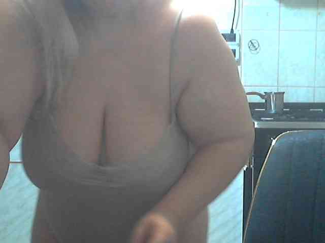 AriannaMilf webcam
