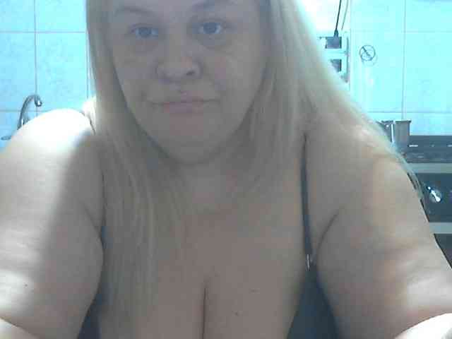 AriannaMilf webcam