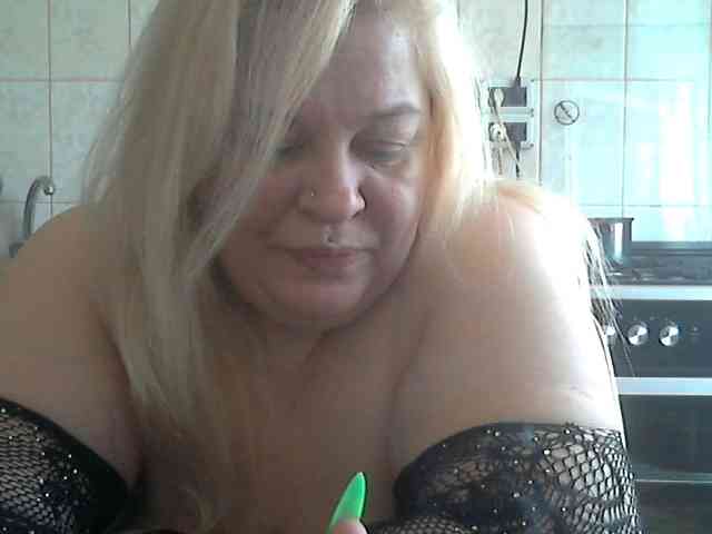 AriannaMilf webcam