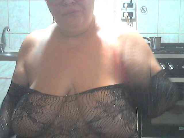AriannaMilf webcam
