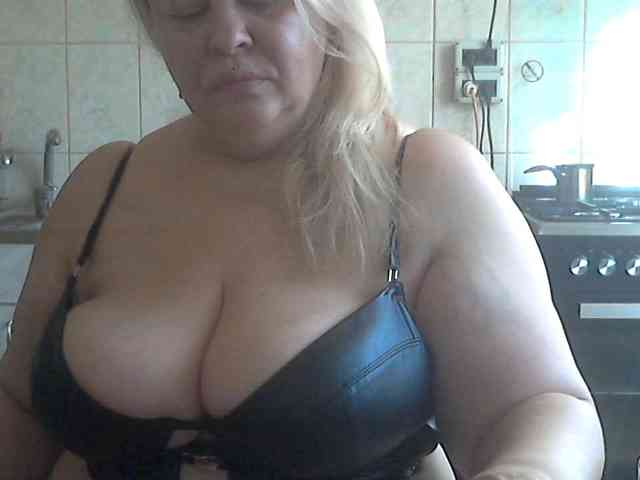 AriannaMilf webcam