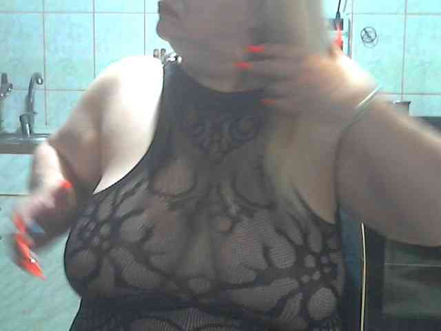 AriannaMilf webcam