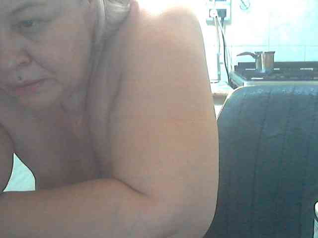 AriannaMilf webcam