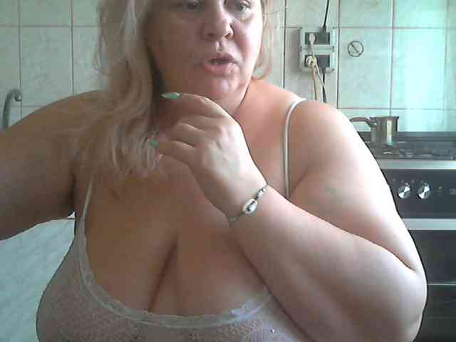 AriannaMilf webcam