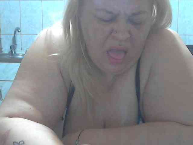 AriannaMilf webcam