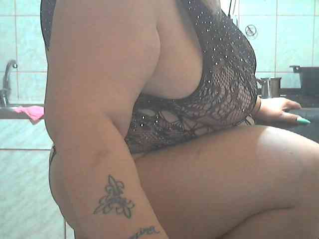 AriannaMilf Live Webcam on BongaCams