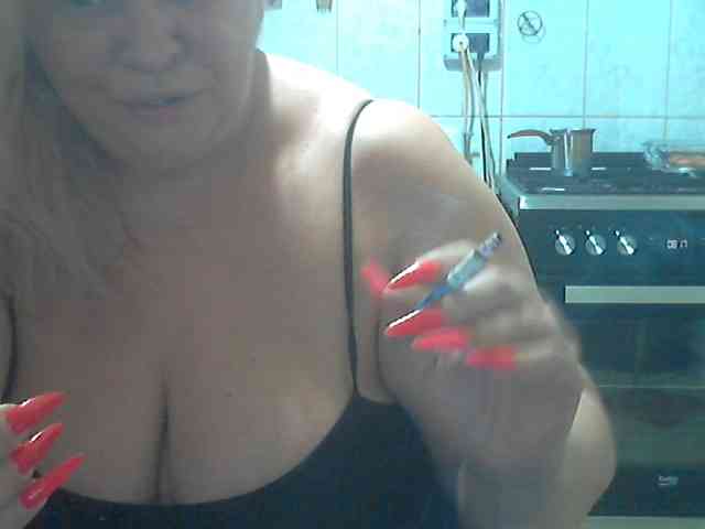 AriannaMilf webcam