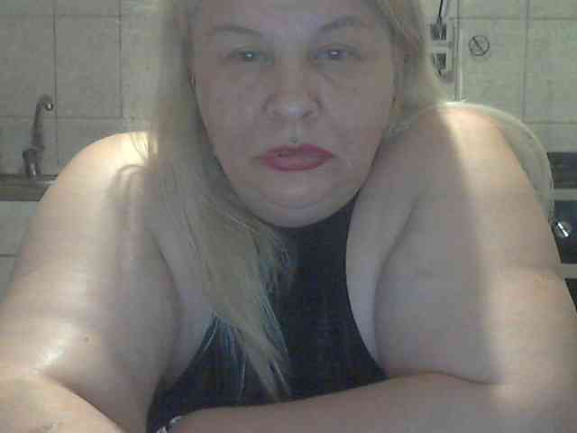 AriannaMilf webcam
