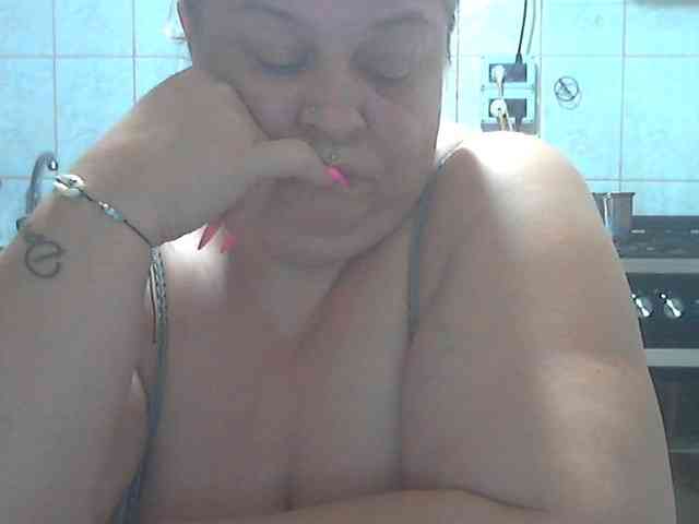 AriannaMilf webcam