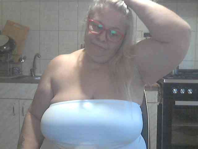 AriannaMilf webcam