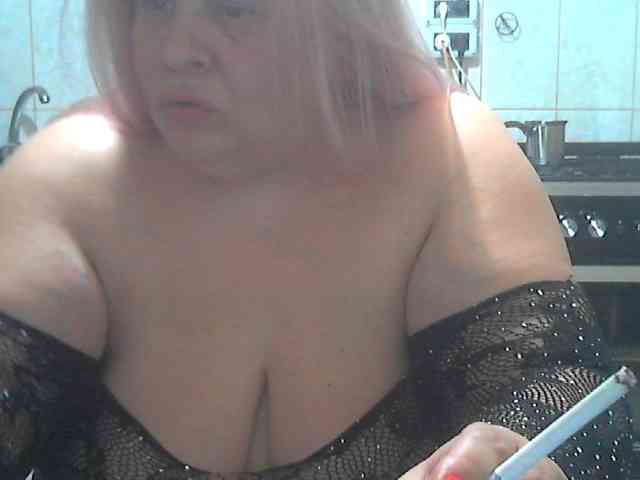 AriannaMilf webcam