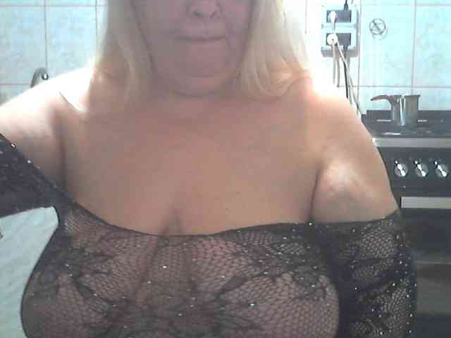 AriannaMilf webcam