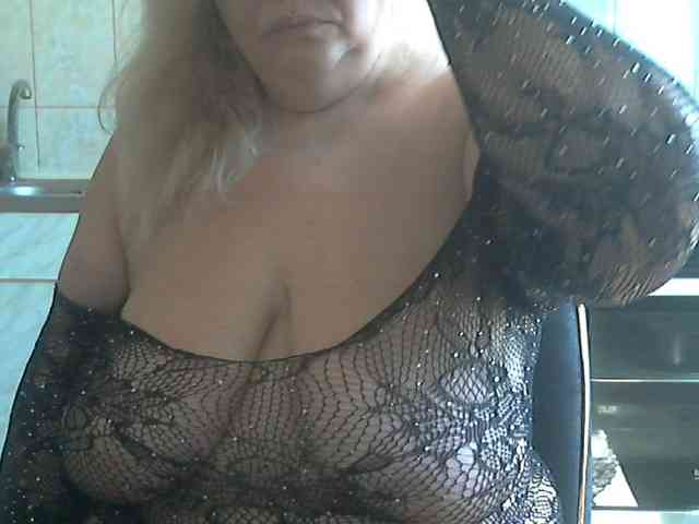 AriannaMilf webcam