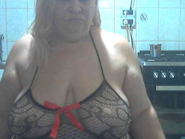 AriannaMilf webcam