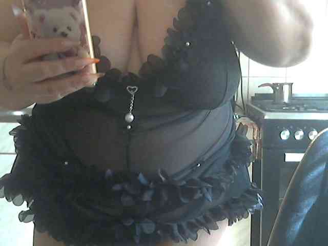AriannaMilf webcam