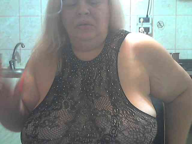 AriannaMilf webcam