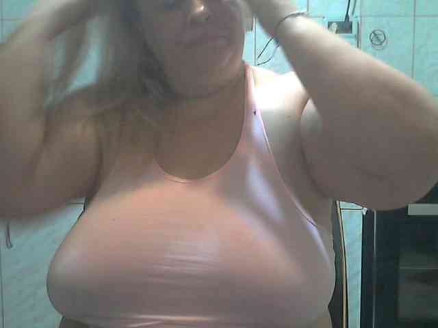 AriannaMilf webcam