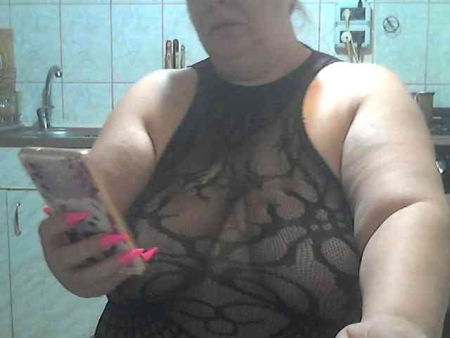AriannaMilf webcam