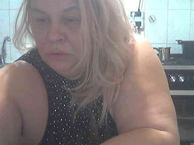 AriannaMilf webcam