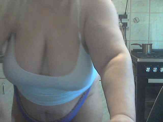 AriannaMilf webcam