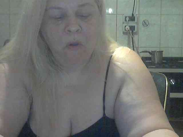 AriannaMilf webcam