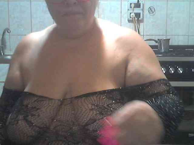 AriannaMilf webcam