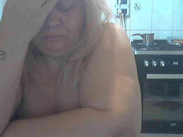 AriannaMilf webcam
