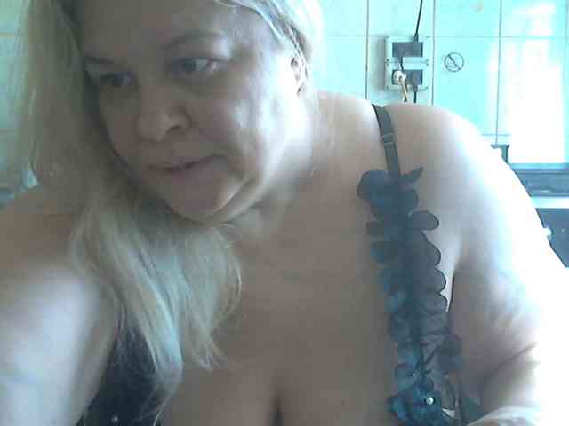 AriannaMilf webcam