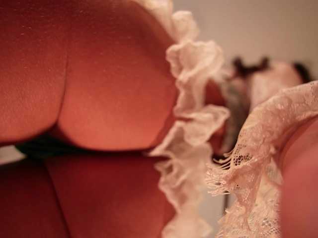 Sensual-giaa live cam on BongaCams