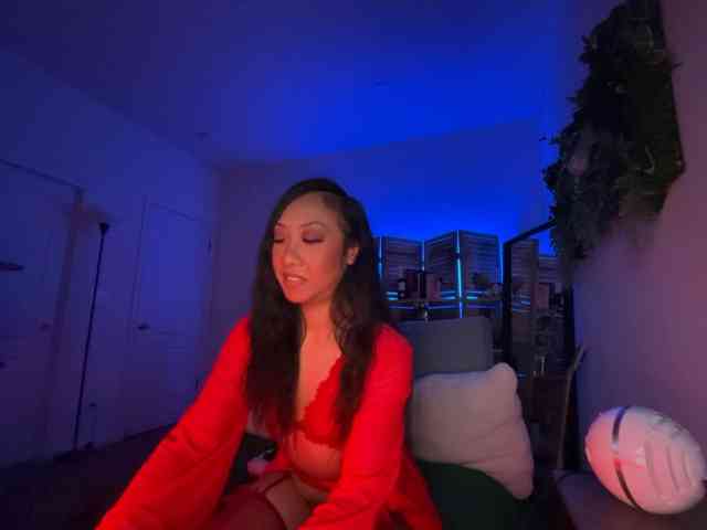 PreeminentJess webcam