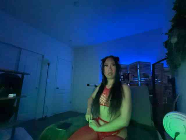 PreeminentJess webcam