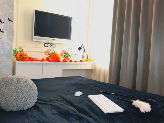 InvitingTina