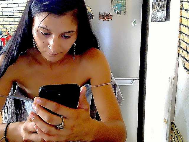 Pervertqueen live cam on BongaCams