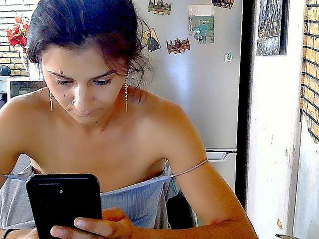 Pervertqueen live cam on BongaCams
