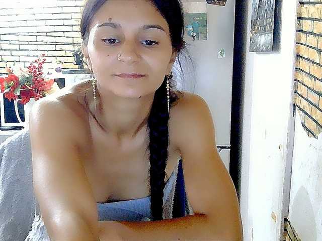 Pervertqueen live cam on BongaCams