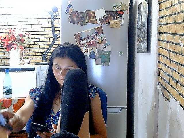 Pervertqueen live cam on BongaCams