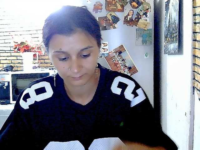 Pervertqueen live cam on BongaCams