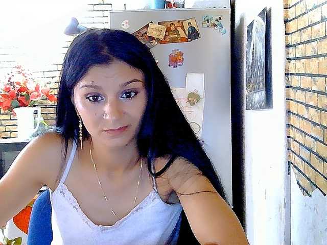 Pervertqueen live cam on BongaCams